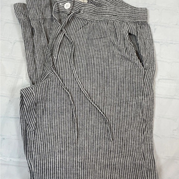 Talbots Gray and White Pinstripe Trousers pants women’s size m chambray linen - Picture 1 of 16